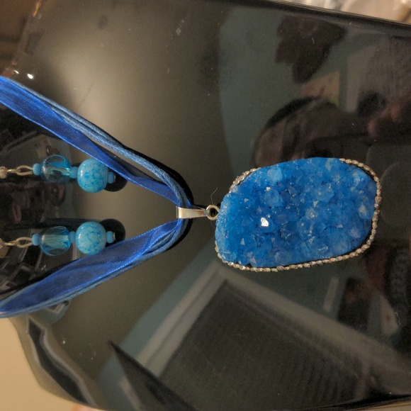 A473 Four Blue/Aqua Necklaces with Coordinating Pierced Earrings - Picture 3 of 12